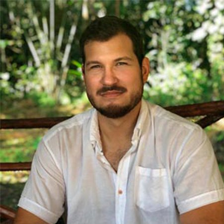 Avara Team Member